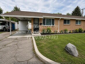 Building Photo - NO DEPOSIT option available for qualified renter!