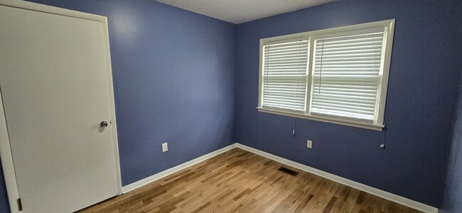 Building Photo - 801 N Ohio St