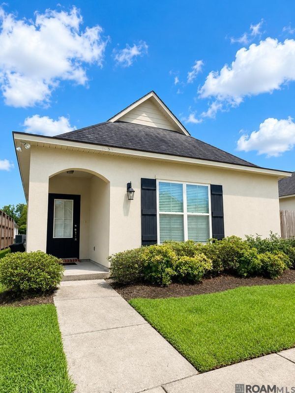 Building Photo - 1439 Granby Dr