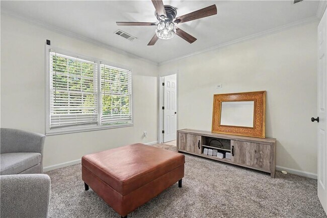 Building Photo - 4315 Rosemont Dr