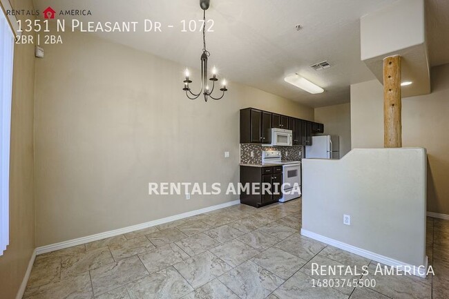 Building Photo - Beautiful 2 Bedroom Condo In Mirage Park R...