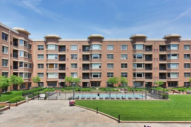 Building Photo - 20 Ave at Port Imperial