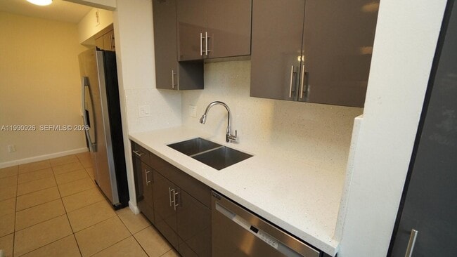 Building Photo - 10701 Cleary Blvd