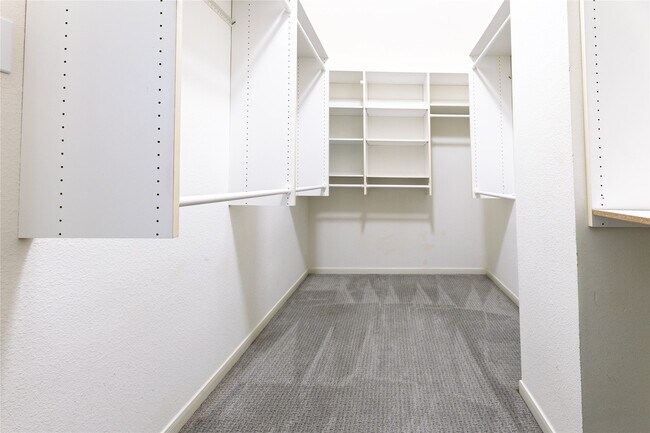 Building Photo - 50 Lightwood Trace Dr