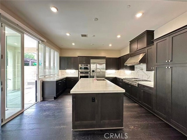 Building Photo - 140 Crossover