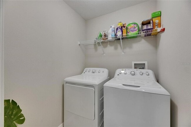 Building Photo - 12952 Utopia Gdns Wy