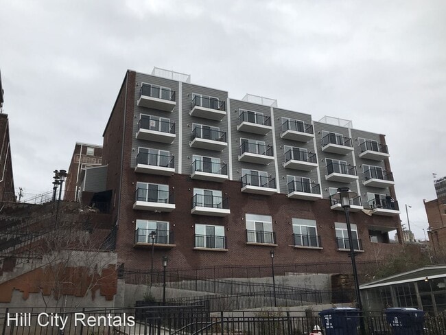 Building Photo - 1 br, 1 bath House - 51 11th Street Unit 11
