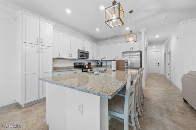Building Photo - 43040 Greenway Blvd
