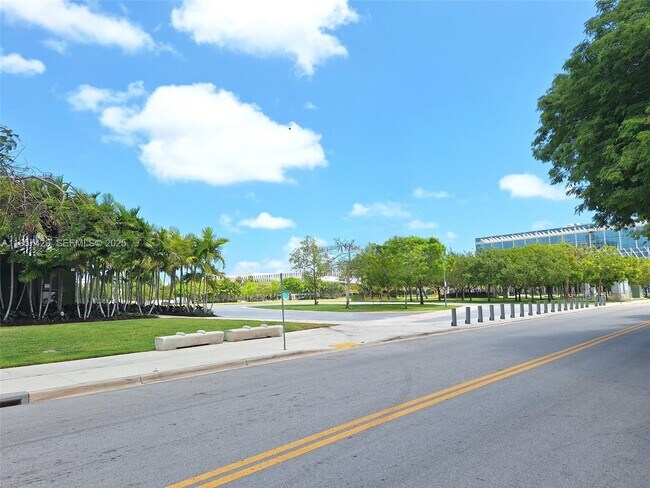 Building Photo - 1770 Meridian Ave