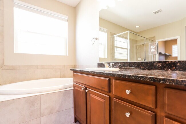 Building Photo - 3305 Riverwood Way