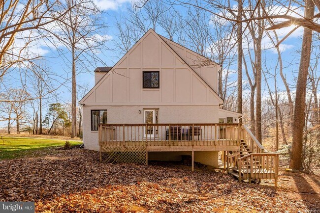 Building Photo - 9982 Blackberry Ln