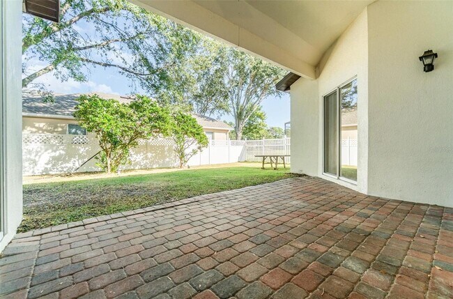 Building Photo - 6220 Hedgesparrows Ln