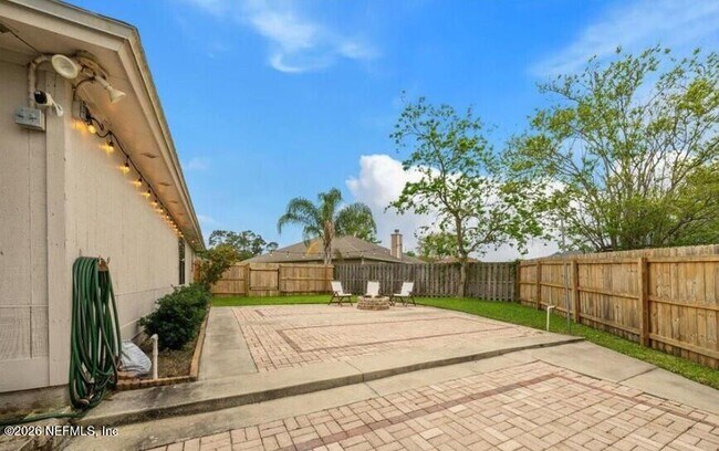 Building Photo - 12401 Antler Hill Ln