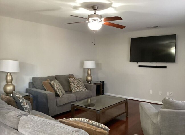 Building Photo - Beautiful 4 Bedroom Home in Farrow Pointe – Minutes from Downtown Columbia