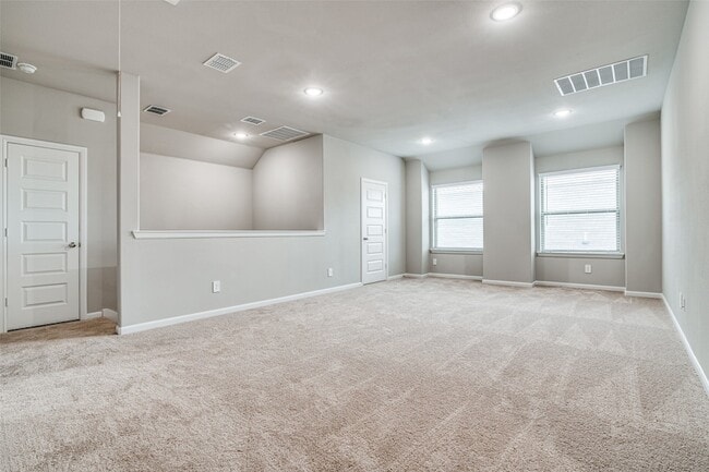 Building Photo - 5239 Amistad Dr