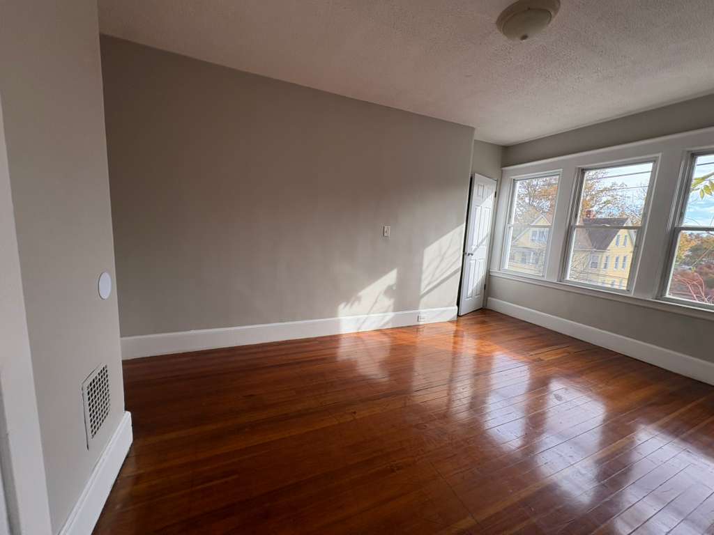 Building Photo - 83 Judson Ave