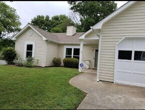 Building Photo - Knoxville 37934 - 3 bedroom, 2 bath home, ...