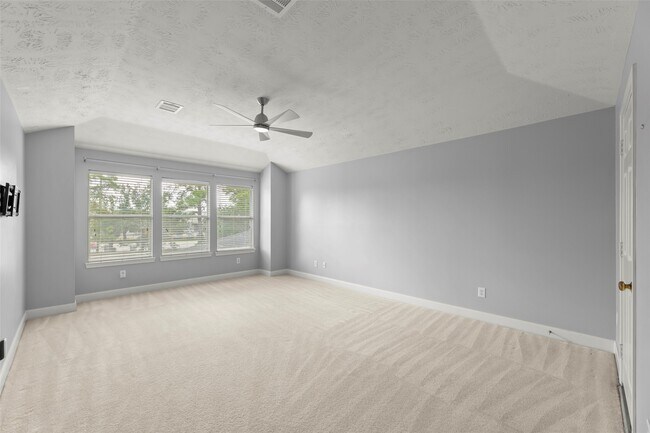 Building Photo - 12131 Cielio Bay Ln