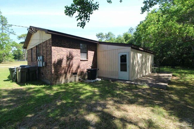 Building Photo - 1608 Sunny Ridge Ln