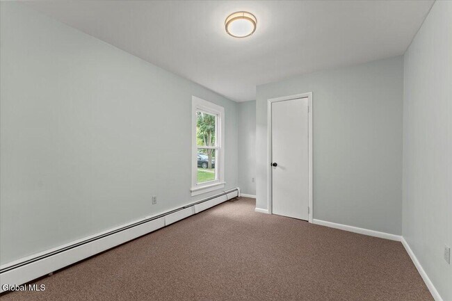 Building Photo - 53 White St