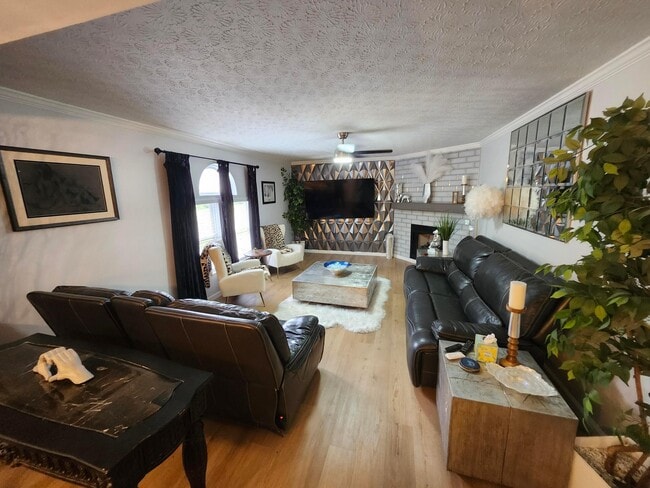 Building Photo - 8178 Slate Ridge Blvd