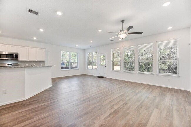 Building Photo - 6016 Heritage Creek Ln