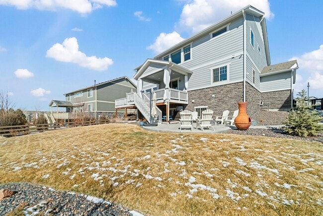 Building Photo - Spacious 4BD, 4BA Home in Southshore Commu...