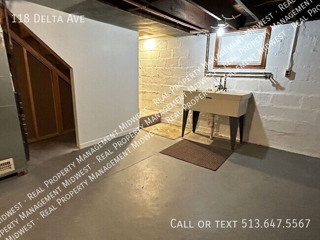 Building Photo - 118 Delta Ave