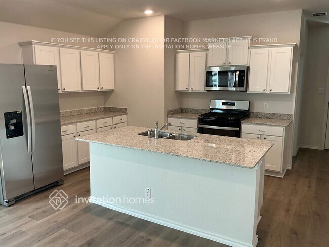 Building Photo - 3909 Amethyst Dr