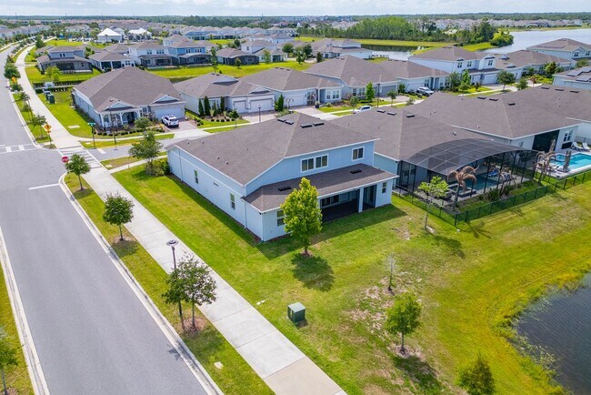 Building Photo - Immaculate Executive Home in Isles of Lake Nona