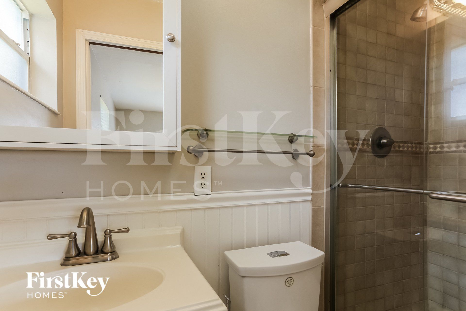 Building Photo - 4310 SW 24th St