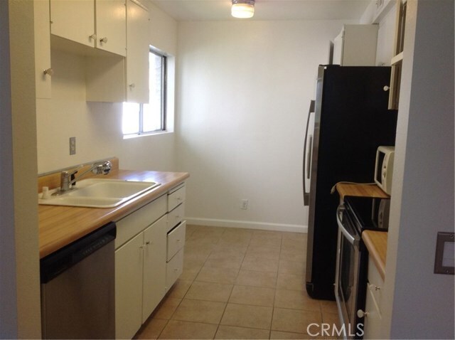 Building Photo - 4732 Park Granada