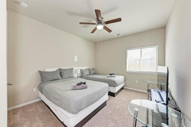 Building Photo - 1023 Palo Duro Loop