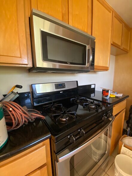Building Photo - 248 Mockingbird Ln