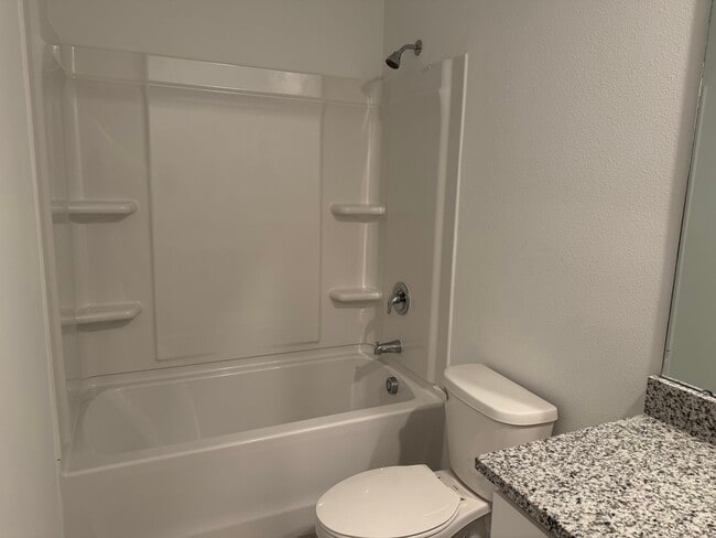 Building Photo - 3353 Vesara Dr