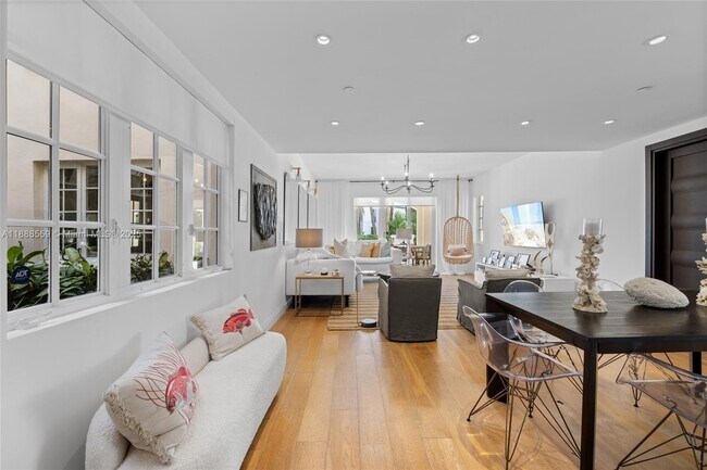 Building Photo - 19216 Fisher Island Dr