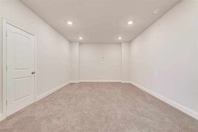 Building Photo - 306 Duxbury Ct