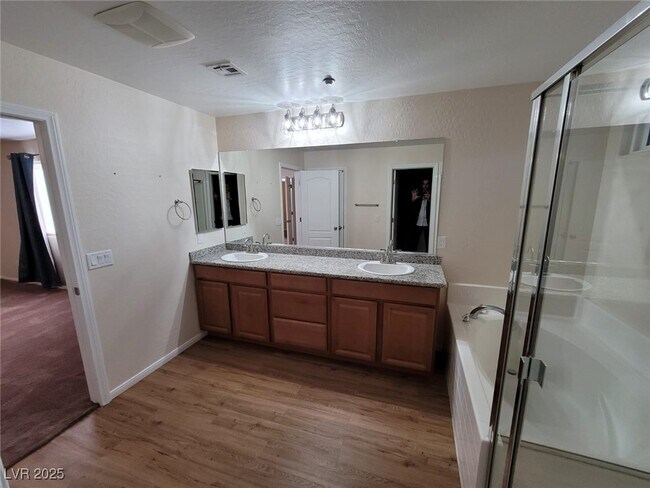 Building Photo - 6221 Joaquin Hills Ct