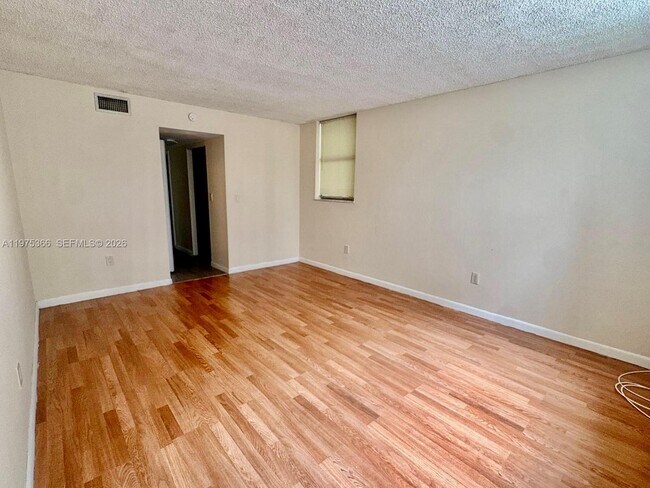Building Photo - 1800 SW 81st Ave