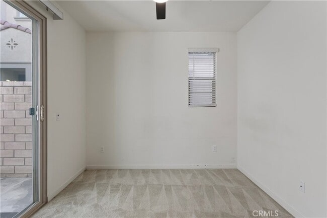 Building Photo - 839 Cranberry Way