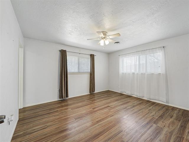 Building Photo - 1023 Piping Rock Ln