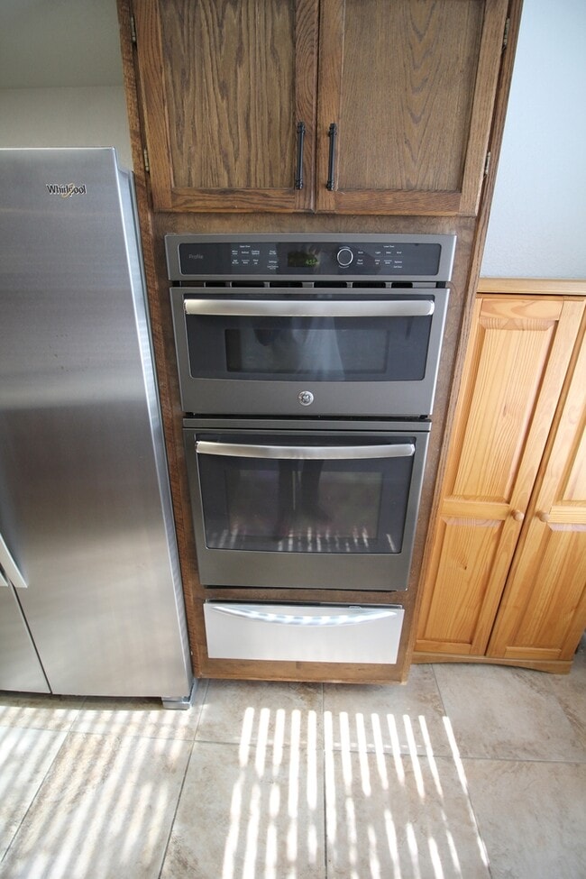 Building Photo - 2486 N Ironwood Ridge Dr