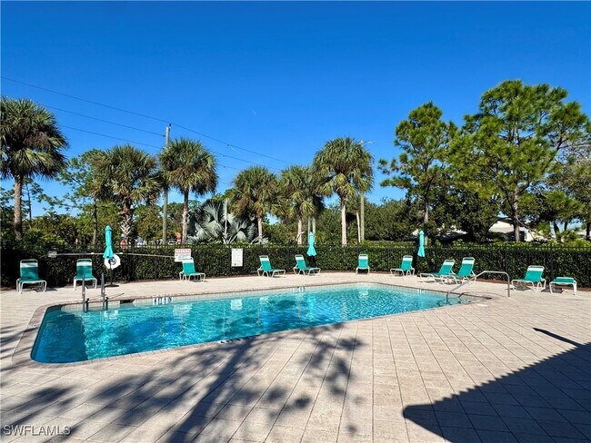 Building Photo - 10020 Maddox Ln