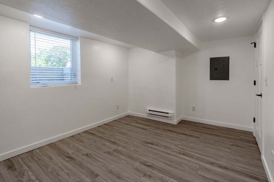Bedroom - 140 N 700 E