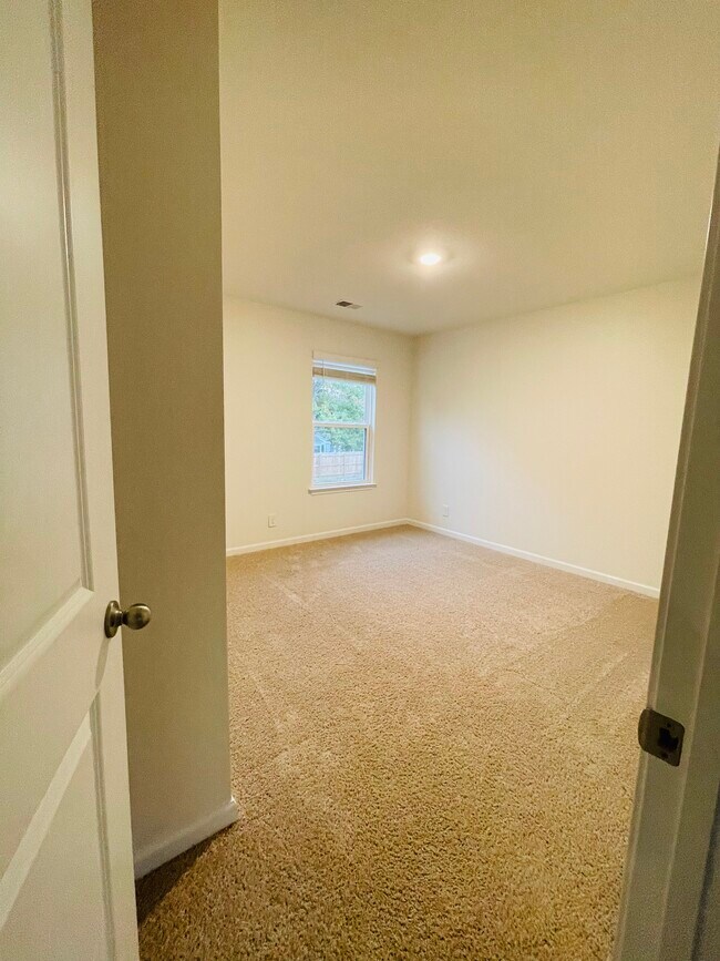 Building Photo - 9747 War Admiral Ln