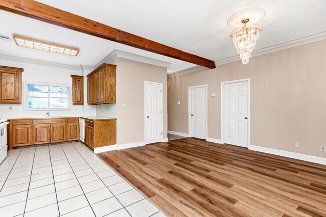 Building Photo - 3 Bedroom Downtown Condo in Downtown Port Allen