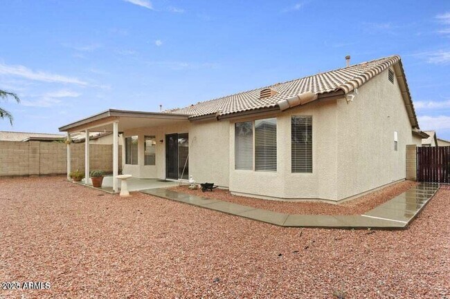 Building Photo - 14527 W Marcus Dr