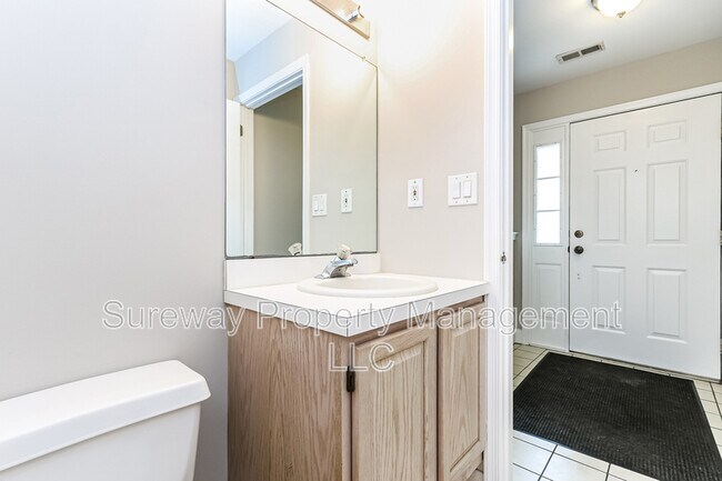 Building Photo - 4406 Aberdeen Ln