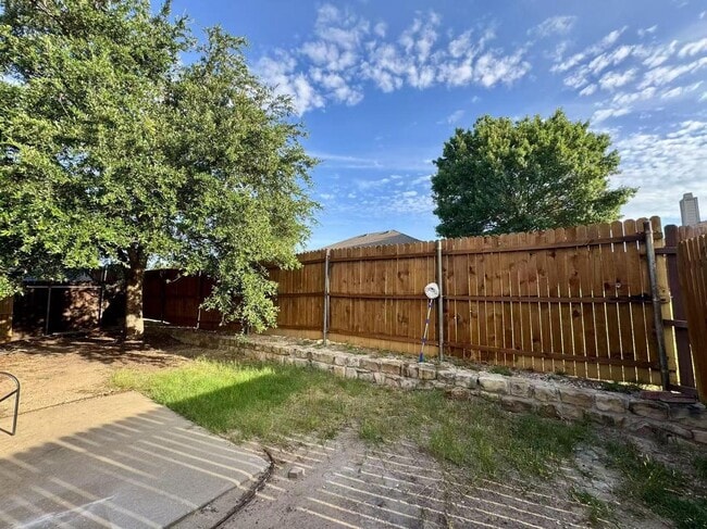 Building Photo - 3 Bedroom 2 bath home in Frisco