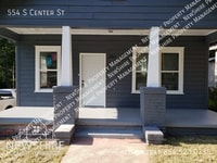 Building Photo - 554 S Center St